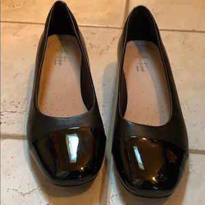 Clarks Chartli Diva Leather Pump, Wide Width